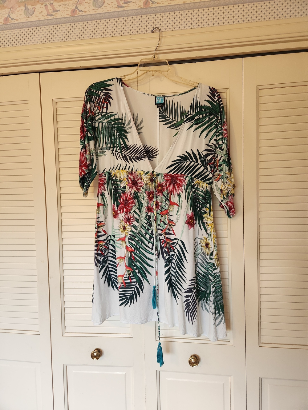 Lm Lulu White Tropical Floral Swim Coverup with Green & Red Leaf Print